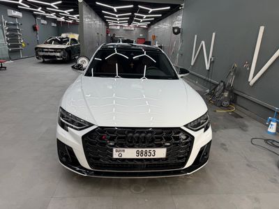 2023 Audi S8, bílá, 51 000 km, dovoz SAE — foto 2 z 16
