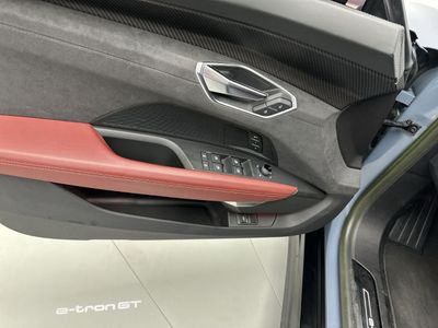 2023 Audi e-tron GT PROGRESS PLUS, šedá, 29 400 km, dovoz SAE — foto 15 z 15
