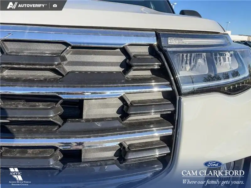 2027 Ford Explorer Active, šedá, 0 km, dovoz Kanada — foto 8 z 12