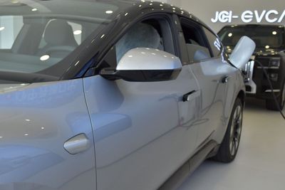 2026 Audi E5, černá, 0 km, dovoz SAE — foto 6 z 29