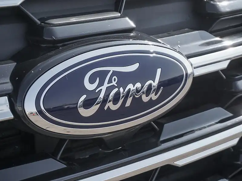 2026 Ford Explorer Active w/200A Pkg, bílá, 50 km, dovoz Kanada — foto 8 z 10