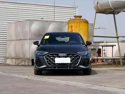 2026 Audi A3, černá, 0 km, dovoz SAE — foto 2 z 16