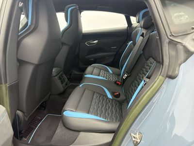 2023 Audi e-tron GT PROGRESS PLUS, šedá, 14 374 km, dovoz SAE — foto 11 z 13