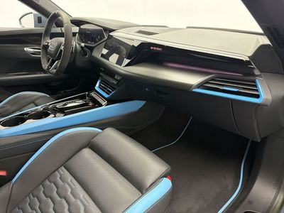 2023 Audi e-tron GT PROGRESS PLUS, šedá, 14 374 km, dovoz SAE — foto 7 z 13