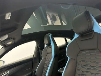 2023 Audi e-tron GT PROGRESS PLUS, šedá, 14 374 km, dovoz SAE — foto 9 z 13