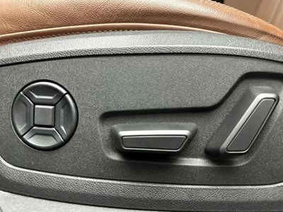 2024 Audi E-Tron, šedá, 7 590 km, dovoz SAE — foto 11 z 11