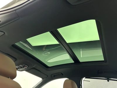 2024 Audi E-Tron, šedá, 7 590 km, dovoz SAE — foto 8 z 11