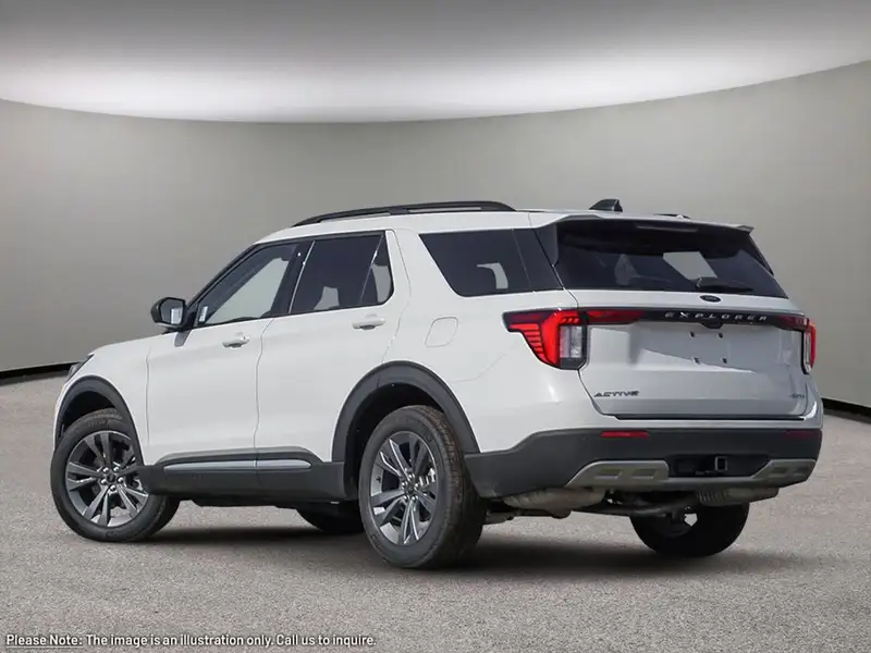 2026 Ford Explorer Active w/200A Pkg, bílá, 421 km, dovoz Kanada — foto 4 z 12