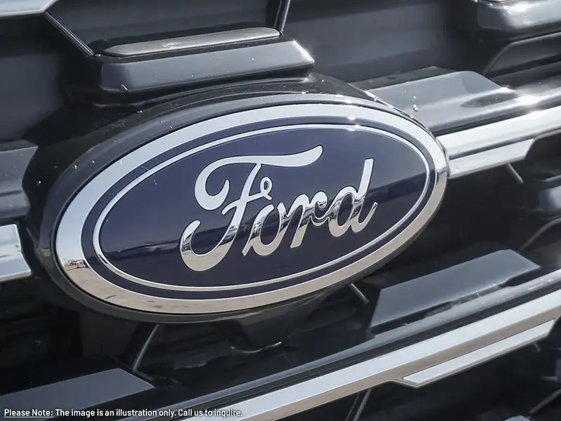 2026 Ford Explorer Active w/200A Pkg, bílá, 421 km, dovoz Kanada — foto 9 z 12