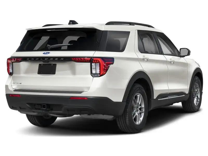 2027 Ford Explorer Active, bílá, 0 km, dovoz Kanada — foto 2 z 12