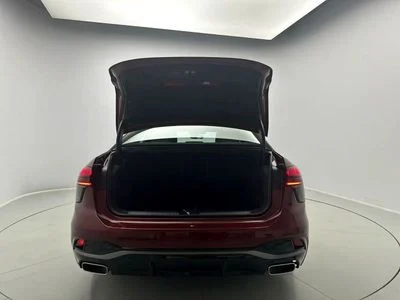 2026 Audi A6, červená, 100 km, dovoz SAE — foto 2 z 11