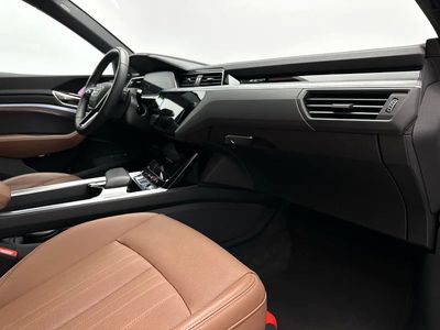 2024 Audi E-Tron, šedá, 14 138 km, dovoz SAE — foto 16 z 16