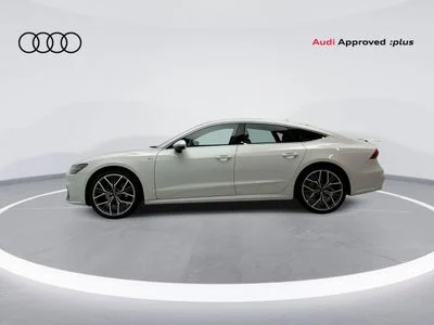 2024 Audi A7, bílá, 9 807 km, dovoz SAE — foto 2 z 15