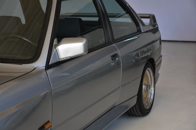 1989 BMW M3 E30, stříbrná, 169 000 km, dovoz SAE — foto 3 z 16