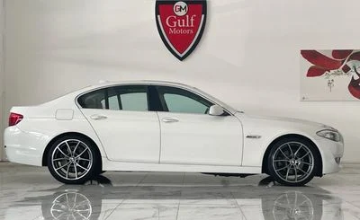 2012 BMW 528I EXECUTIVE, bílá, 191 623 km, dovoz SAE — foto 3 z 13