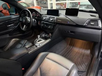 2020 BMW M4 STD, černá, 51 000 km, dovoz SAE — foto 13 z 13