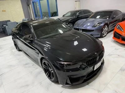 2020 BMW M4 STD, černá, 51 000 km, dovoz SAE — foto 5 z 13