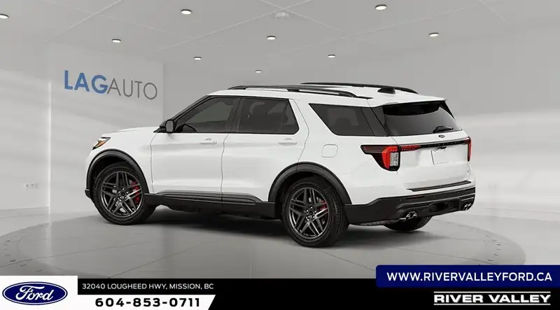 2026 Ford Explorer ST, bílá, 0 km, dovoz Kanada — foto 2 z 7