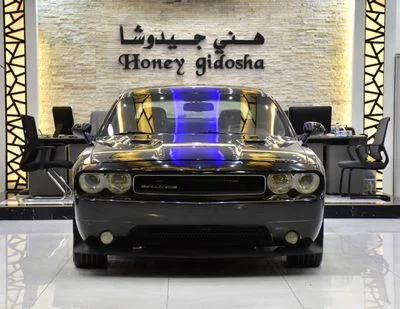 2012 Dodge Challenger SRT8, černá, 282 000 km, dovoz SAE — foto 2 z 15