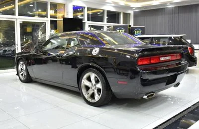 2012 Dodge Challenger SRT8, černá, 282 000 km, dovoz SAE — foto 7 z 15