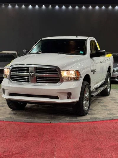 2019 Dodge RAM دودج, bílá, 126 000 km, dovoz SAE — foto 2 z 9