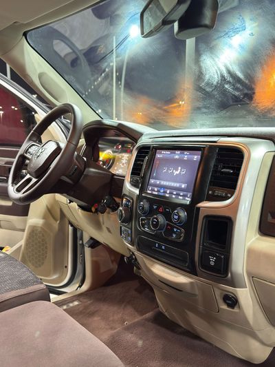 2019 Dodge RAM دودج, bílá, 126 000 km, dovoz SAE — foto 3 z 9
