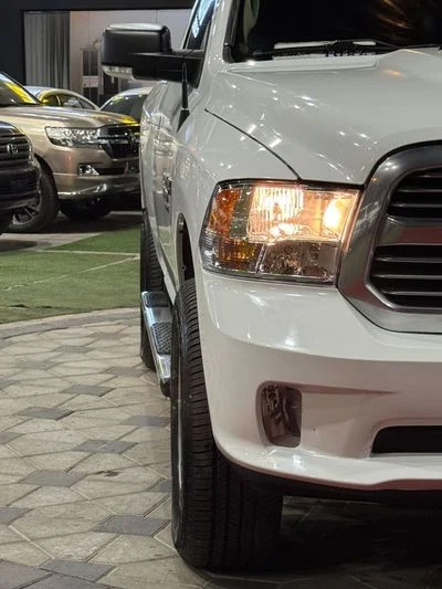 2019 Dodge RAM دودج, bílá, 126 000 km, dovoz SAE — foto 5 z 9
