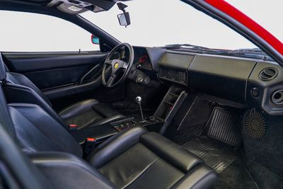 1991 Ferrari Testarossa STD, červená, 17 000 km, dovoz SAE — foto 12 z 15