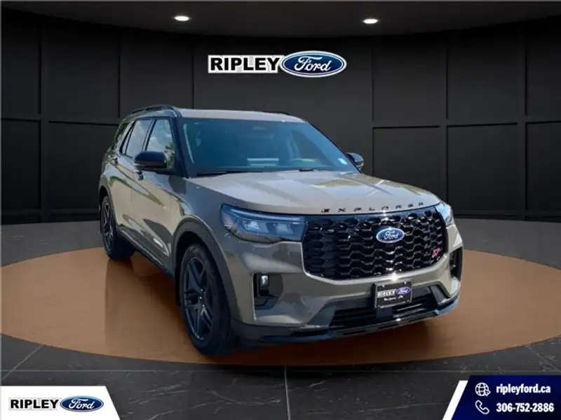 2026 Ford Explorer ST, šedá, 868 km, dovoz Kanada — foto 3 z 12