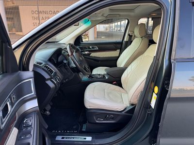 2016 Ford Explorer LIMITED, šedá, 181 000 km, dovoz SAE — foto 9 z 16