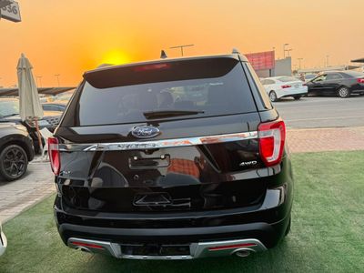 2017 Ford Explorer XLT, černá, 151 000 km, dovoz SAE — foto 12 z 16
