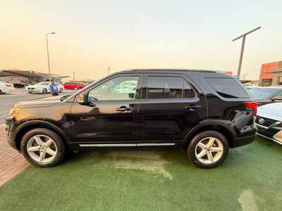 2017 Ford Explorer XLT, černá, 151 000 km, dovoz SAE — foto 9 z 16