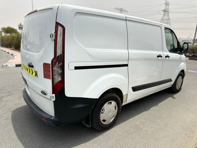 2021 Ford Transit, bílá, 250 000 km, dovoz SAE — foto 8 z 9