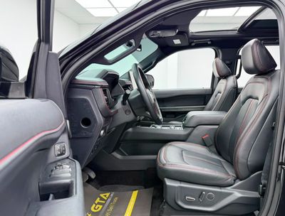 2022 Ford Expedition STEALTH PERFORMANCE, černá, 14 785 km, dovoz SAE — foto 8 z 16
