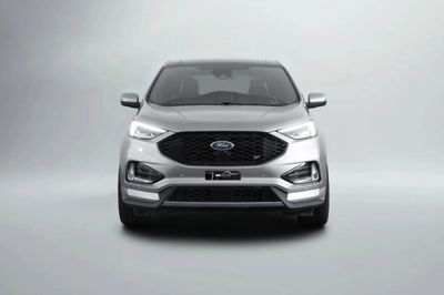 2023 Ford Edge ST, stříbrná, 77 050 km, dovoz SAE — foto 3 z 15