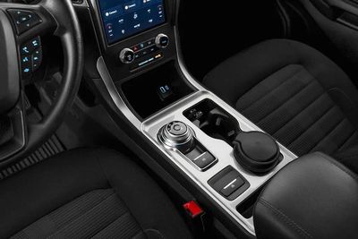 2023 Ford Edge SEL, šedá, 26 506 km, dovoz SAE — foto 9 z 15