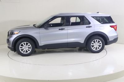2023 Ford Explorer BASE, stříbrná, 51 525 km, dovoz SAE — foto 4 z 13