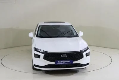 2023 Ford Taurus AMBIENTE, bílá, 49 776 km, dovoz SAE — foto 3 z 12
