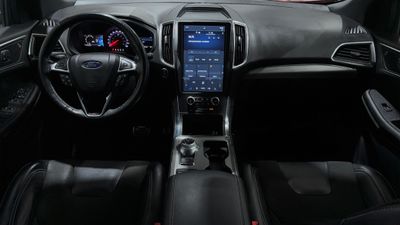 2022 Ford Edge, červená, 110 162 km, dovoz SAE — foto 7 z 16