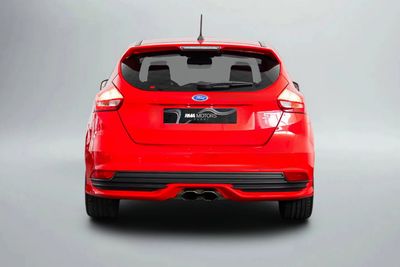 2017 Ford Focus ST, červená, 114 902 km, dovoz SAE — foto 4 z 16
