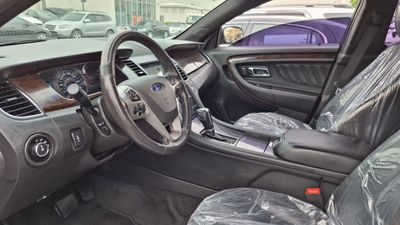 2017 Ford Taurus Limited, černá, 99 000 km, dovoz SAE — foto 10 z 16