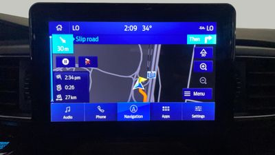 2022 Ford Explorer, bílá, 74 730 km, dovoz SAE — foto 12 z 16