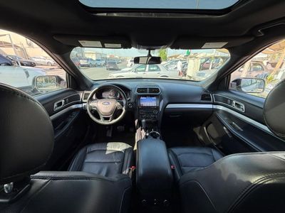2017 Ford Explorer XLT, bílá, 87 000 km, dovoz SAE — foto 16 z 16