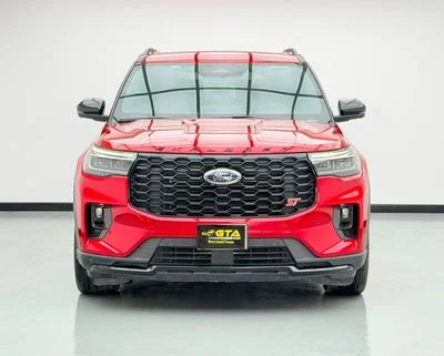 2025 Ford Explorer ST, červená, 19 020 km, dovoz SAE — foto 2 z 16