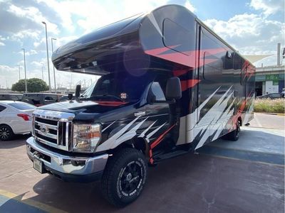 2016 Ford E 450, černá, 17 000 km, dovoz SAE — foto 3 z 10