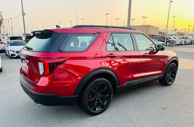 2022 Ford Explorer ST, červená, 133 000 km, dovoz SAE — foto 4 z 16