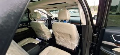 2017 Ford Explorer LIMITED, šedá, 95 000 km, dovoz SAE — foto 11 z 16
