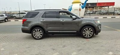 2017 Ford Explorer LIMITED, šedá, 95 000 km, dovoz SAE — foto 3 z 16