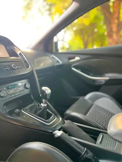 2017 Ford Focus ST, černá, 126 000 km, dovoz SAE — foto 9 z 16