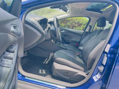 2015 Ford Focus TITANIUM, modrá, 70 500 km, dovoz SAE — foto 5 z 9